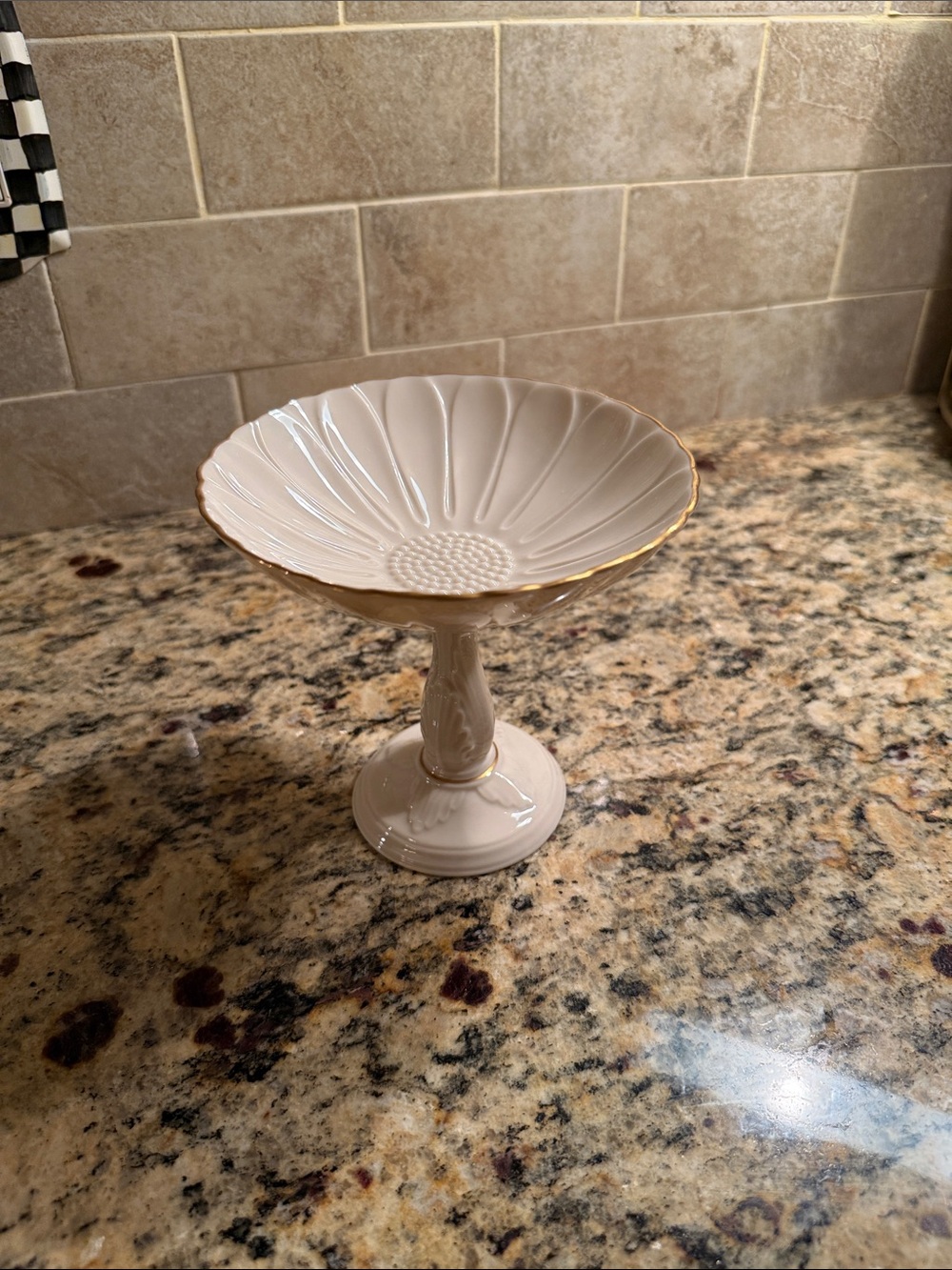 Lenox Cream Porcelain Scalloped Pedestal Dish with Gold Rim
